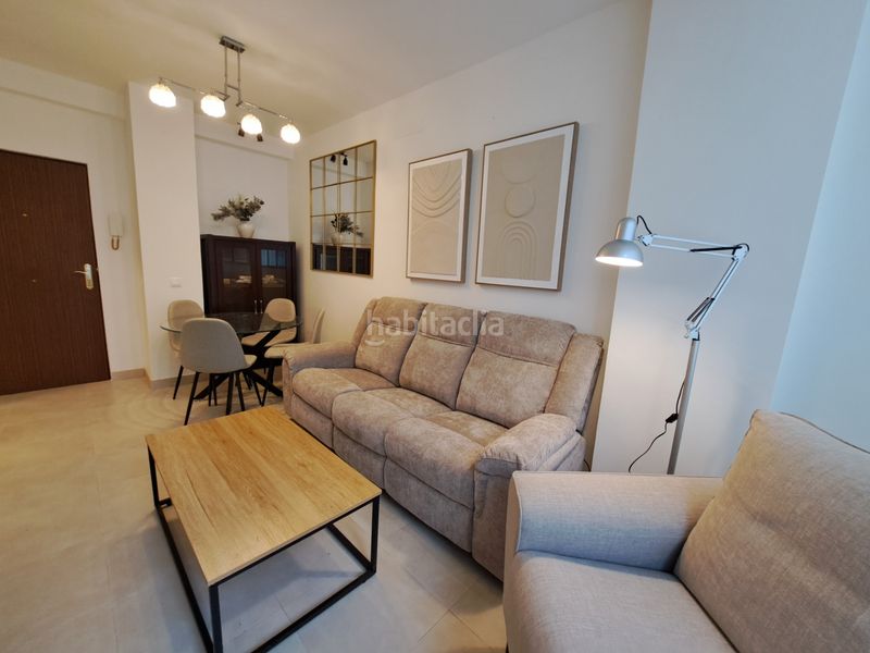 Foto d48bb150-b9f6-42af-84fb-ee288c7eae56. Rent flat with heating pool in Peñagrande Madrid