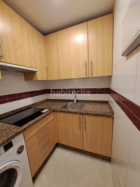 Foto e5dc83f7-910e-44a1-92ce-f15ddf7bf9cb. Rent flat with heating pool in Peñagrande Madrid