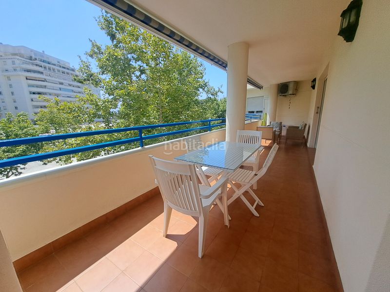 Foto 73f28577-ace5-4940-8b2e-328ffa1b21d1. Rent flat with heating parking pool in los jardines de Marbella - la ermita Marbella