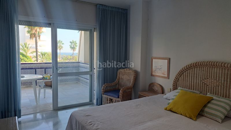 Foto 14ef0390-5b95-4cc9-8185-f777051df81c. Rent flat with heating parking pool in Playa de la Fontanilla Marbella