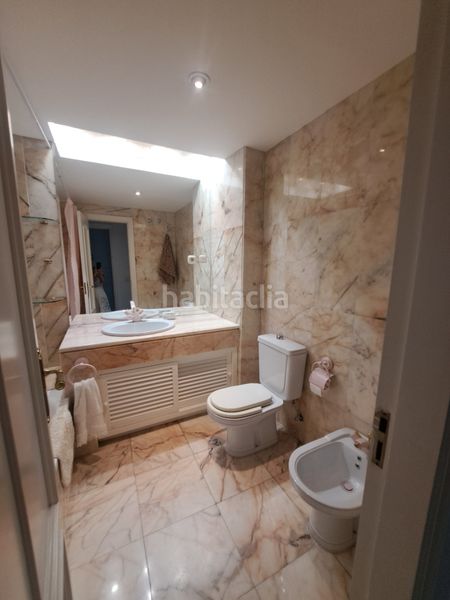 Foto 2cbe72b5-b2f7-4a91-85d4-4634fff74258. Rent flat with heating parking pool in Playa de la Fontanilla Marbella