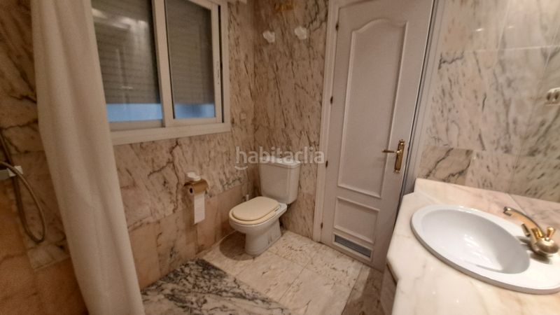 Foto 622daafd-2f48-441e-90d8-9a8c877384d0. Rent flat with heating parking pool in Playa de la Fontanilla Marbella