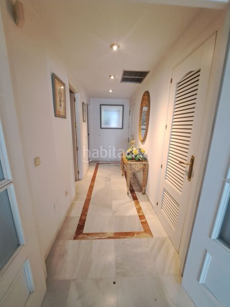 Foto ef152200-95c6-4936-90fc-4d3360dad46e. Rent flat with heating parking pool in Playa de la Fontanilla Marbella