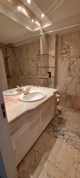 Foto f910225b-248d-467c-bdca-65c15c6b1cca. Rent flat with heating parking pool in Playa de la Fontanilla Marbella