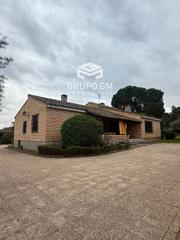 Xalet  Olivar de los pozos 1. Magnfica vivienda independiente en toledo
