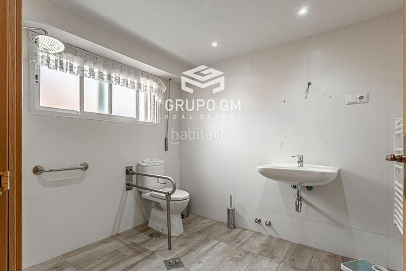 Foto 0e3762b2-4960-4085-9c9b-66723d53902a. Chalet con riscaldamento parcheggio in Somosaguas Pozuelo de Alarcón