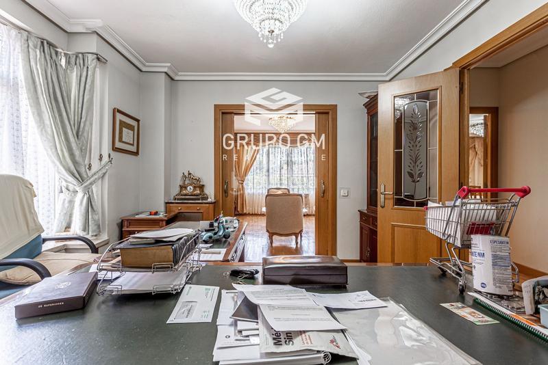Foto bc11eed8-109a-4c90-8b5b-8532560d2314. Chalet con riscaldamento parcheggio in Somosaguas Pozuelo de Alarcón