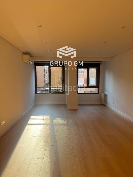 Foto 8ea60397-7f6a-4d65-ba76-6f2a1dae4414. Alquiler piso magnífica vivienda familiar en zona bernabeu en Madrid