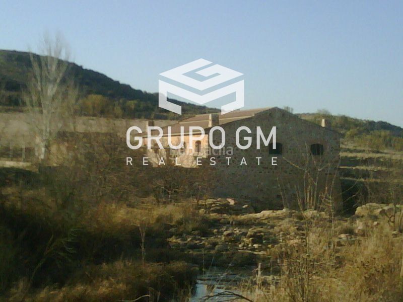 Foto e351d5a3-930a-4492-bba1-ae8b960cd37b. Finca rústica a Puebla de Montalbán (La)