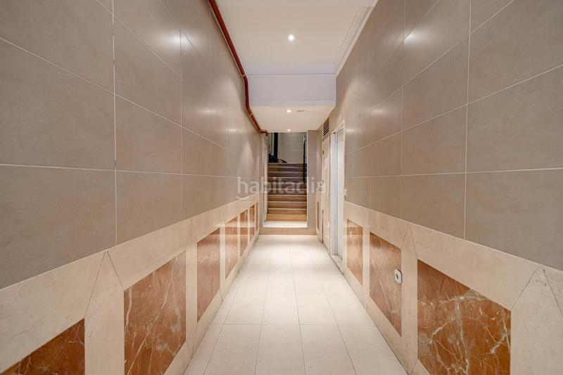 Foto c92e7fdd-9977-40c1-bb48-39c800b220fb. Piso  en venta en calle montera en Sol Madrid