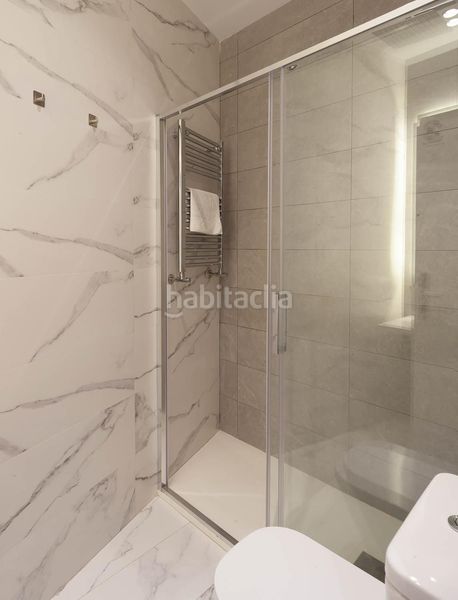 Foto 1599d1d2-db3b-4bf2-a6d5-9259044c1f00. Pis a Universidad-Malasaña Madrid