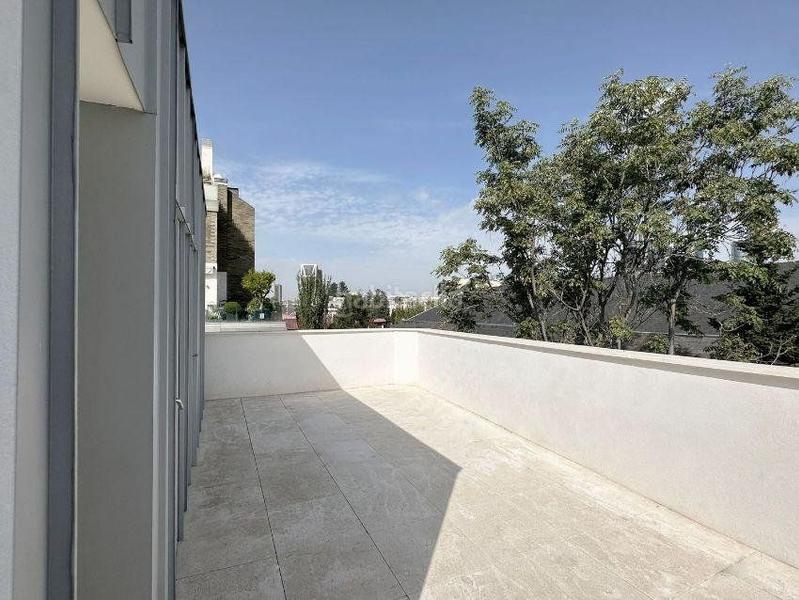 Foto 2dd2b2c9-2e9b-4b9b-8d68-091b1c68f1e6. Casa con parcheggio in Nueva España Madrid