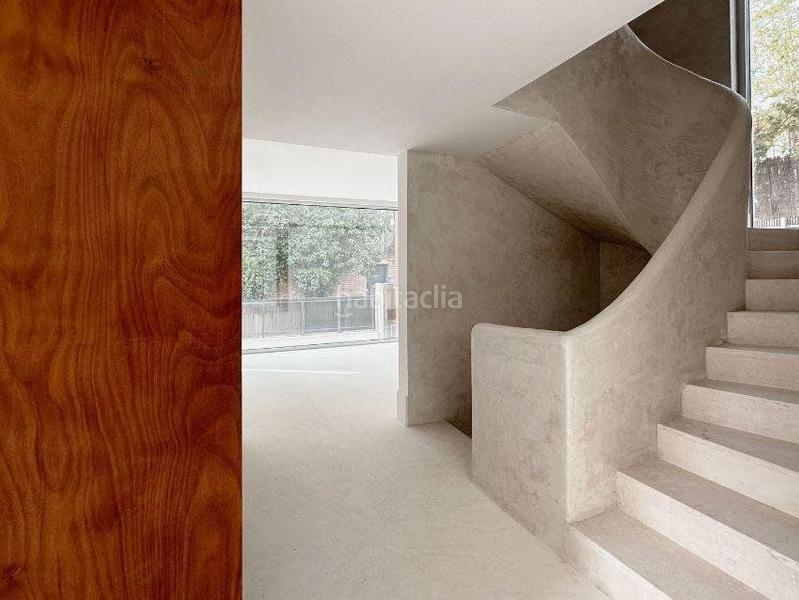 Foto e35b5f16-7e5c-440c-8ce8-9c55467e1546. Casa con parcheggio in Nueva España Madrid