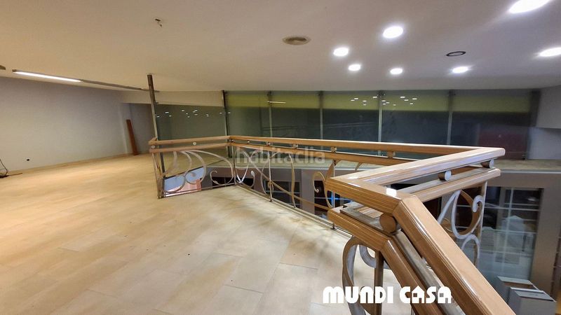 Foto 203ceff4-f7e7-40b5-8a6e-8427af4953eb. Local comercial a Boiro