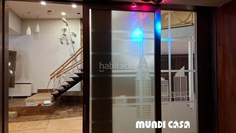 Foto 4e8f2702-853c-432a-bbe9-a856e9aeee4c. Local comercial a Boiro