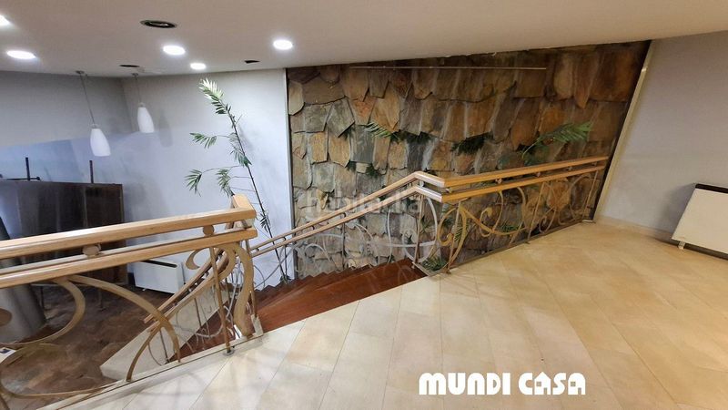 Foto 83b1019d-96ae-47d9-8f51-0a4551211284. Local comercial a Boiro