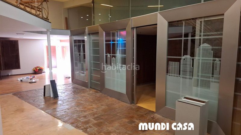Foto b10d5df3-a080-407b-845c-838cb3a21191. Local comercial a Boiro