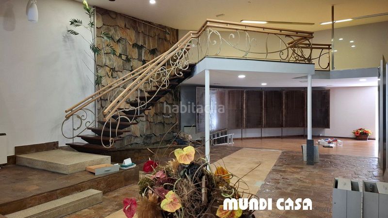 Foto c91a3dc4-a198-46be-8a8a-dca7c0e4afd4. Local comercial a Boiro