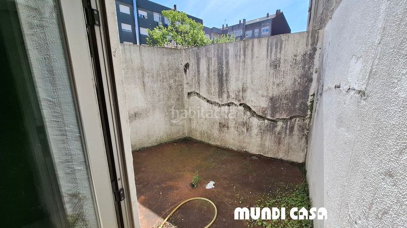 Foto ccc89034-7f2a-405d-a080-df5fcb1f97c3. Local comercial a Boiro