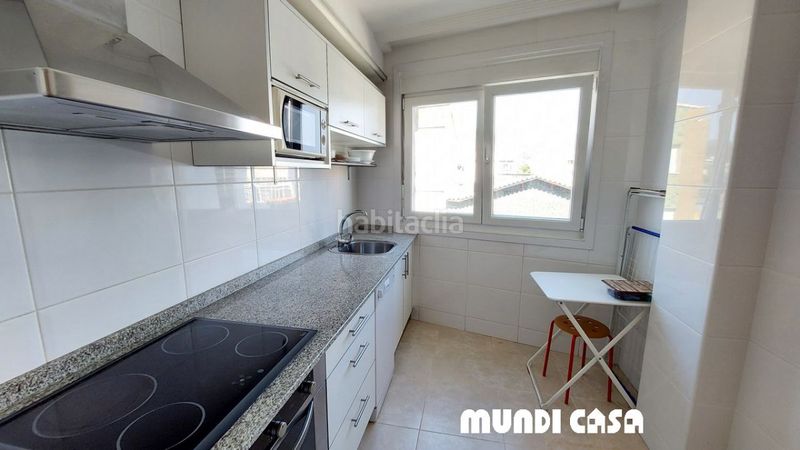 Foto 2a71e8e4-3c84-4e42-8e3b-a0d788668db0. Apartament amb calefacció aparcament a Boiro
