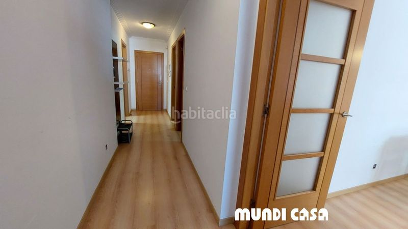 Foto 3420f07f-25ec-48e0-971e-e9d031d3155c. Apartament amb calefacció aparcament a Boiro