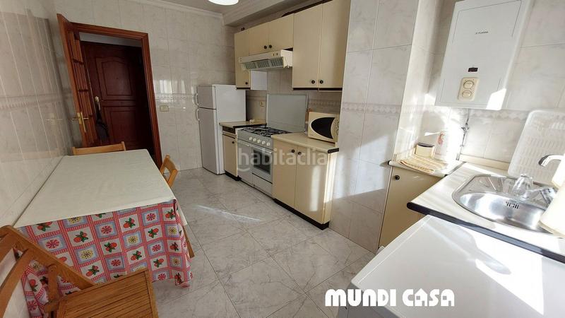 Foto 3db559cf-842f-495e-af87-c5758e65ef16. Piso  en venta , 3 dormitorios. en Boiro