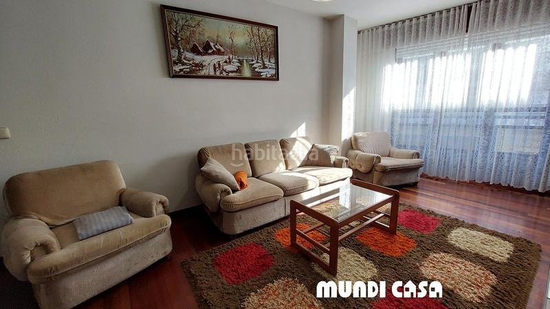 Foto 7b1a52d2-640b-4d3d-a428-fa70f14bc337. Piso  en venta , 3 dormitorios. en Boiro
