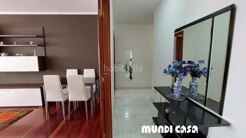 Foto 98b93f7f-f82a-4bac-8829-3590a40c906a. Piso  en venta , 3 dormitorios. en Boiro