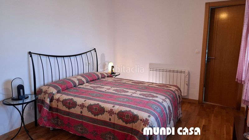 Foto 3c064dcf-b4d7-4ed3-83a1-7fdd3a4ba8d2. Apartament amb calefacció aparcament a Rianxo