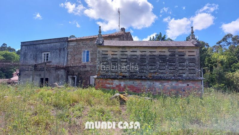 Foto 5fd13aaf-445b-48f8-a31b-6374e26e1960. Casa  en venta , 3 dormitorios. en Boiro