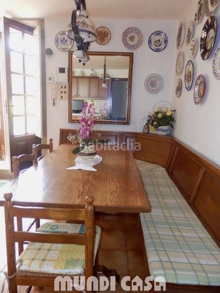 Foto deaaa933-7458-42ee-ad03-d1eb161f282b. Masia amb calefacció aparcament a Padrón