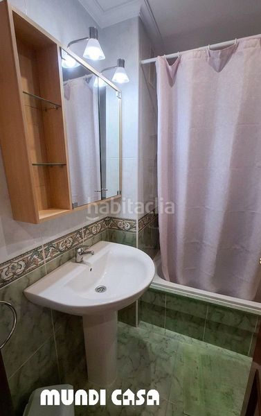 Foto a2f3a46b-ec4b-4071-b06d-4d1eabc7c99b. Piso  en venta , 3 dormitorios. en Boiro