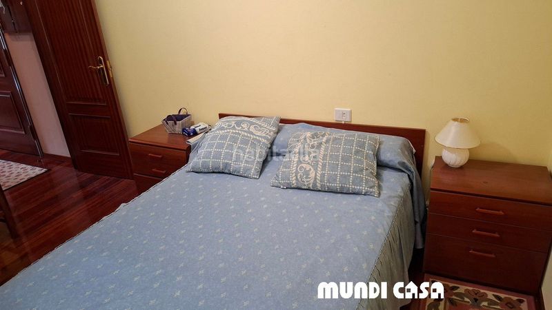 Foto d13a81ee-095e-44d1-9e8d-626822cc782e. Piso  en venta , 3 dormitorios. en Boiro
