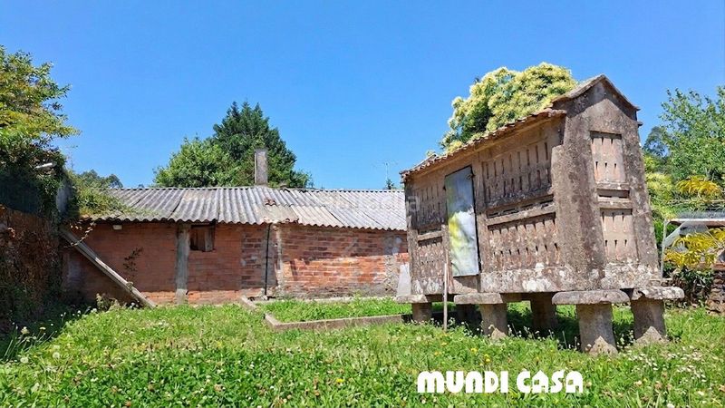 Foto 9c709bdd-d180-48d3-9d51-5f08bdef9c59. Casa amb aparcament a Boiro