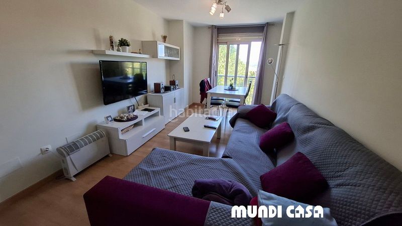 Foto 3b13be7b-dd32-46b5-97a8-eff4abae0eee. Apartament amb aparcament a Boiro