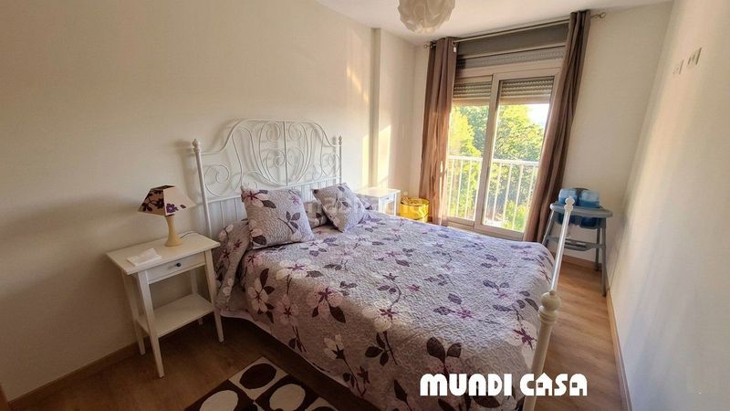 Foto 44299ddc-8495-45d0-a4df-0d0f1801110b. Apartament amb aparcament a Boiro