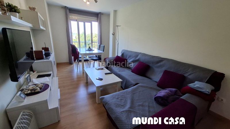 Foto 4a06044d-4e4a-41b5-bc1a-b576a0021f4f. Apartament amb aparcament a Boiro