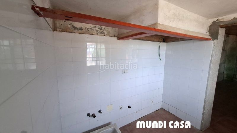 Foto ae541314-abc1-4261-8b16-c7a601787bba. Casa a Boiro