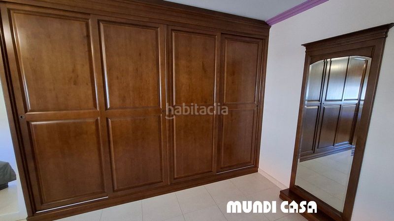 Foto 00f1a2c3-17da-46f5-b053-d282ecdb5f5e. Apartament amb calefacció aparcament a Boiro