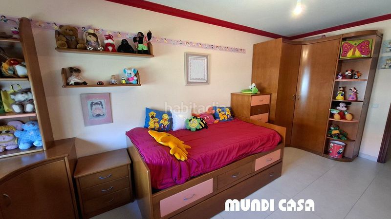 Foto 3110bd87-86a0-4705-be54-1f95109267c2. Apartament amb calefacció aparcament a Boiro