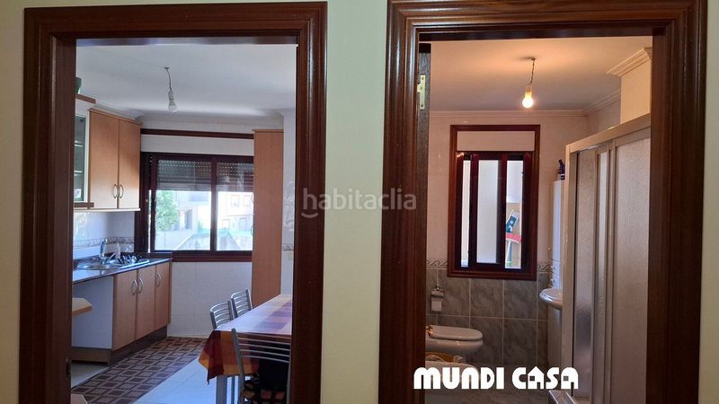 Foto 7710ca66-8876-4bd2-ad9f-c0a29111dfa4. Apartament amb calefacció aparcament a Boiro