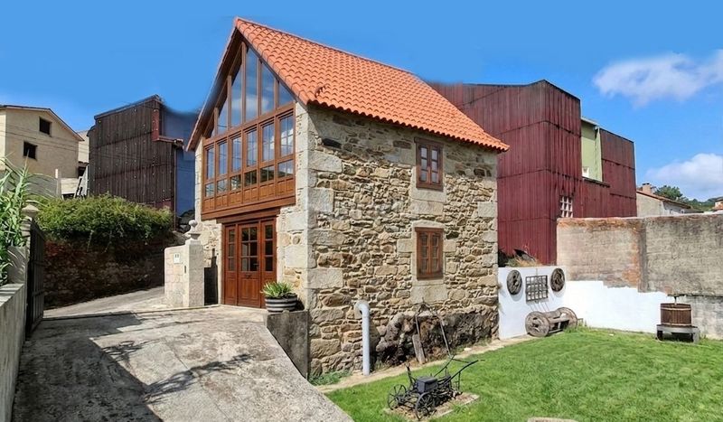 Foto dd376337-ad6c-41c1-84e7-615e3bd7132e. Casa a Boiro