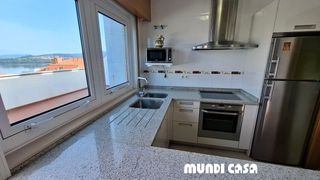 Rent Penthouse  Virxen de guadalupe. Atico en alquiler en rianxo  centro, 2 dormitorios.