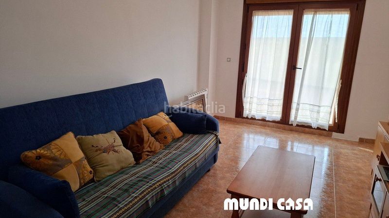 Foto 02e4bb9c-19d3-4a99-bb88-fcce74bb3df8. Apartament amb calefacció aparcament a Boiro