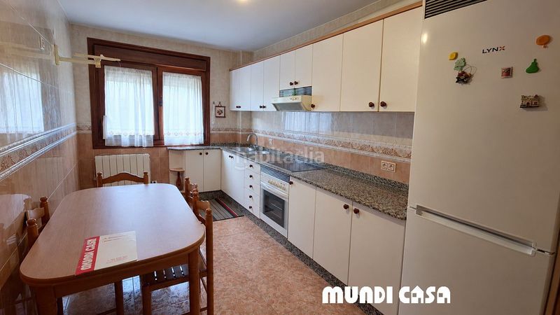 Foto c32a2f92-f309-43a9-b832-bc1de909bbdc. Apartament amb calefacció aparcament a Boiro