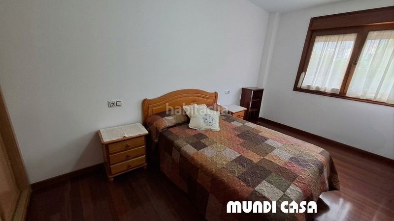 Foto d8910005-a0bc-41c0-af0d-565bbcd46551. Apartament amb calefacció aparcament a Boiro