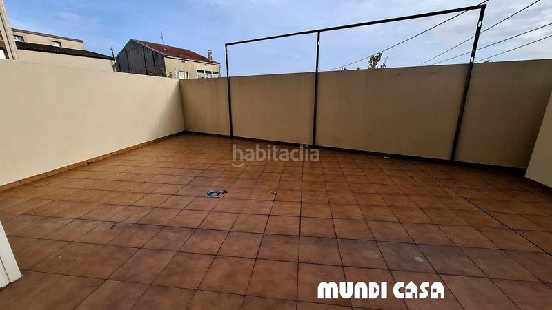 Foto ee743917-58f2-4a4c-b4e8-a156e159a028. Apartament amb calefacció aparcament a Boiro