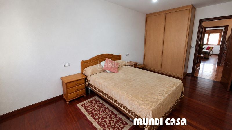 Foto f9c67938-5f1a-4b62-8b1d-f2c08ee58f41. Apartament amb calefacció aparcament a Boiro