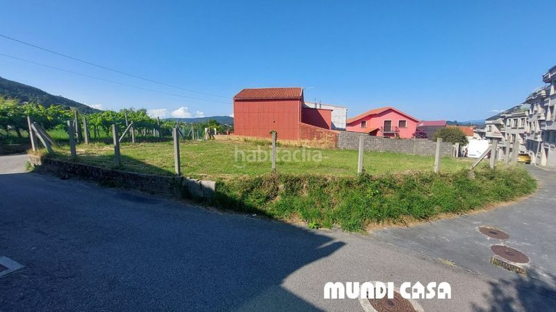 Foto ab8810fa-583c-465e-8756-3568a722ba34. Terreny residencial a Boiro