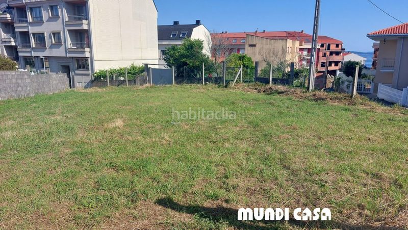 Foto fc91fcc8-3e74-471b-9b14-be66a7b1d519. Terreny residencial a Boiro